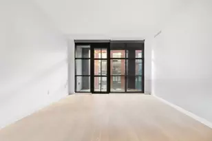 215 N 10th St, New York City, NY 11211 - Photo 2