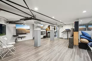 455 E 26th St, New York City, NY 11226 - Photo 20