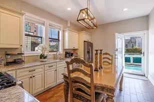 455 E 26th St, New York City, NY 11226 - Photo 22