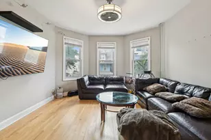 455 E 26th St, New York City, NY 11226 - Photo 12