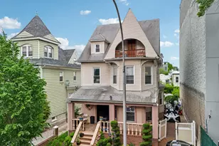 455 E 26th St, New York City, NY 11226 - Photo 2