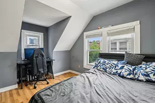 455 E 26th St, New York City, NY 11226 - Photo 18