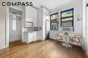 140 W 69th St, New York City, NY 10023 - Photo 2