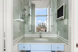 250 E 54th St, New York City, NY 10022 - Photo 12