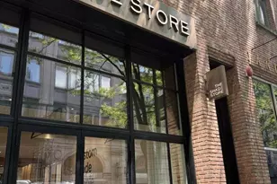 220 E 60th St, New York City, NY 10022 - Photo 12
