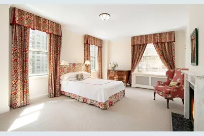 131 E 69th Street #8th Floor, New York, NY 10021 - Photo 10