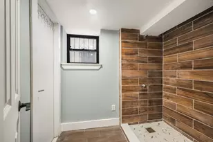 18-89 Troutman St, Ridgewood, NY 11385 - Photo 4