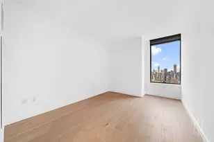 3 Ct Square, New York City, NY 11101 - Photo 12