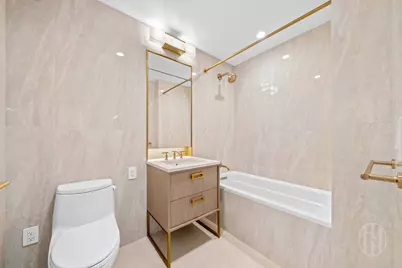 3 Court Square #5601, New York City, NY 11101 - Photo 14