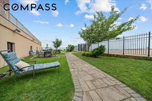 286 Corbin Pl, Brooklyn, NY 11235 - Photo 8