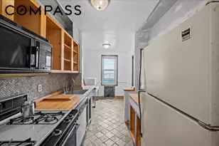 286 Corbin Pl, Brooklyn, NY 11235 - Photo 4