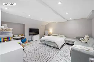 453 Lexington Ave, New York City, NY 11221 - Photo 12