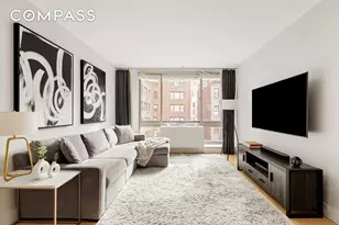 242 E 25th St, New York, NY 10010 - Photo 2