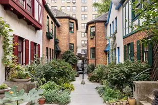 267 W 94th St, New York City, NY 10025 - Photo 1