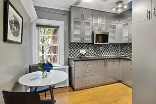 267 W 94th St, New York City, NY 10025 - Photo 6