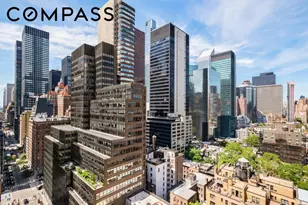 236 E 47th St, New York City, NY 10017 - Photo 8