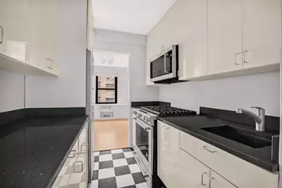 150 E 56th Street #4C, New York, NY 10022 - Photo 2