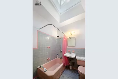 335 Bay Ridge Parkway, New York City, NY 11209 - Photo 10