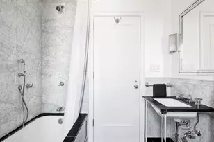 136 Waverly Pl, New York City, NY 10014 - Photo 10