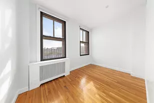 119 South St, New York, NY 10038 - Photo 2