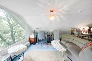 2253 Edsall Ave, New York City, NY 10463 - Photo 16