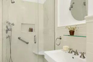 21 E 10th St, New York, NY 10003 - Photo 12