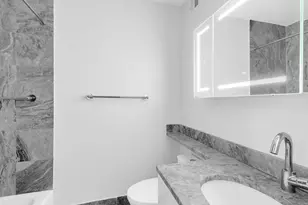 350 E 72nd St, New York, NY 10021 - Photo 16