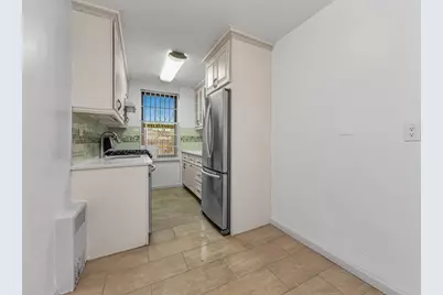 67-30 Dartmouth Street #3D, Forest Hills, NY 11375 - Photo 2