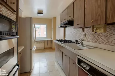 945 Schenck Avenue, New York City, NY 11207 - Photo 4