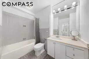 77 W 55th St, New York City, NY 10019 - Photo 4