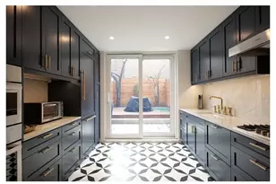 154 Powers St, New York City, NY 11211 - Photo 4