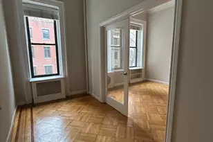 110 E 61st St, New York City, NY 10021 - Photo 6