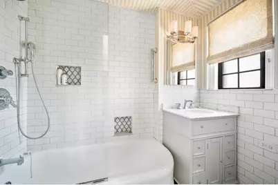 400 E 59th Street #10F, New York, NY 10022 - Photo 8