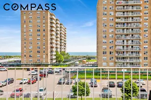 102-20 Rockaway Beach Blvd, New York City, NY 11694 - Photo 32