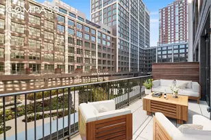 180 Front St, New York City, NY 11201 - Photo 2