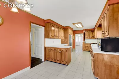 142-15 Newport Avenue, New York City, NY 11694 - Photo 24