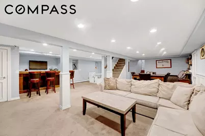 142-15 Newport Avenue, New York City, NY 11694 - Photo 34