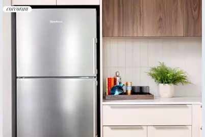 30-77 Vernon Boulevard #PH811W, Astoria, NY 11102 - Photo 4