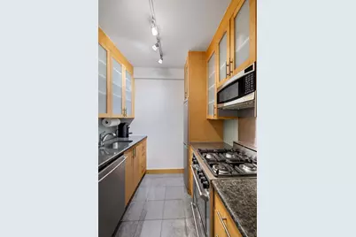 30 W 60th Street #8-L, New York City, NY 10023 - Photo 6