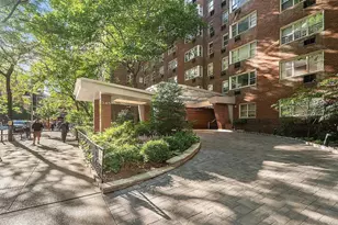 345 W 58th St, New York City, NY 10019 - Photo 12