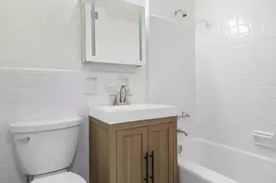 345 W 58th St, New York City, NY 10019 - Photo 10