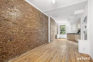 208 E 90th St, New York, NY 10128 - Photo 2