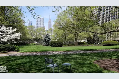 300 E 33rd Street #2LK, New York City, NY 10016 - Photo 16