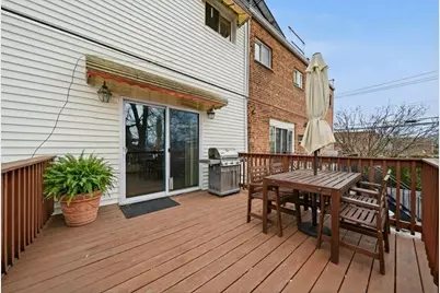 4246 E Tremont Avenue, New York City, NY 10465 - Photo 28