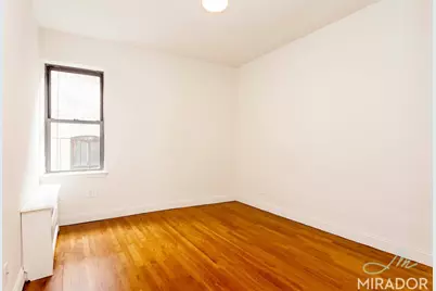 425 E 74th Street #2E, New York City, NY 10021 - Photo 2