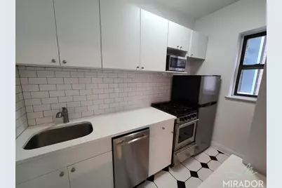 425 E 74th Street #2E, New York City, NY 10021 - Photo 4