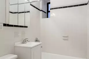 425 E 74th St, New York, NY 10021 - Photo 8