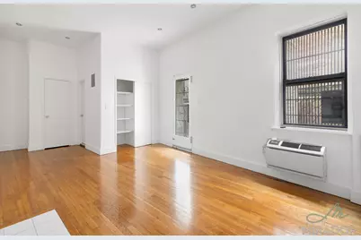 425 E 74th Street #1D, New York, NY 10021 - Photo 2