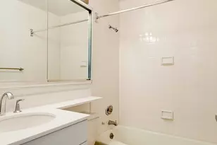 330 E 39th St, New York City, NY 10016 - Photo 6