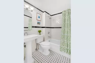 22 Irving Place #1E, New York City, NY 10003 - Photo 4